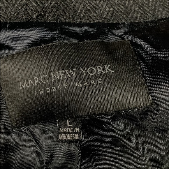 Andrew Marc Men’s Overcoat Size L 75% Wool Herringbone - Picture 5 of 6